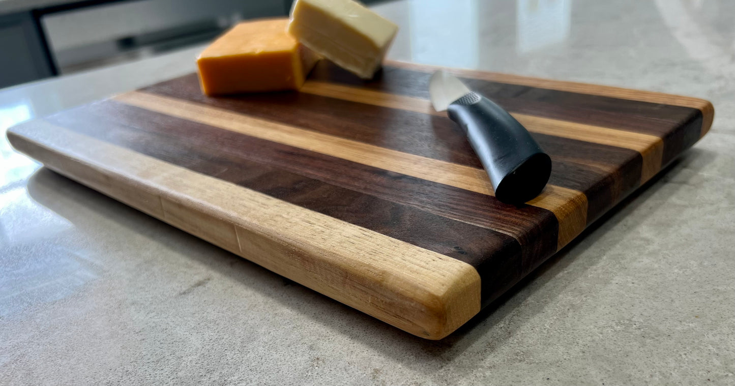 Walnut & Oak cutting board